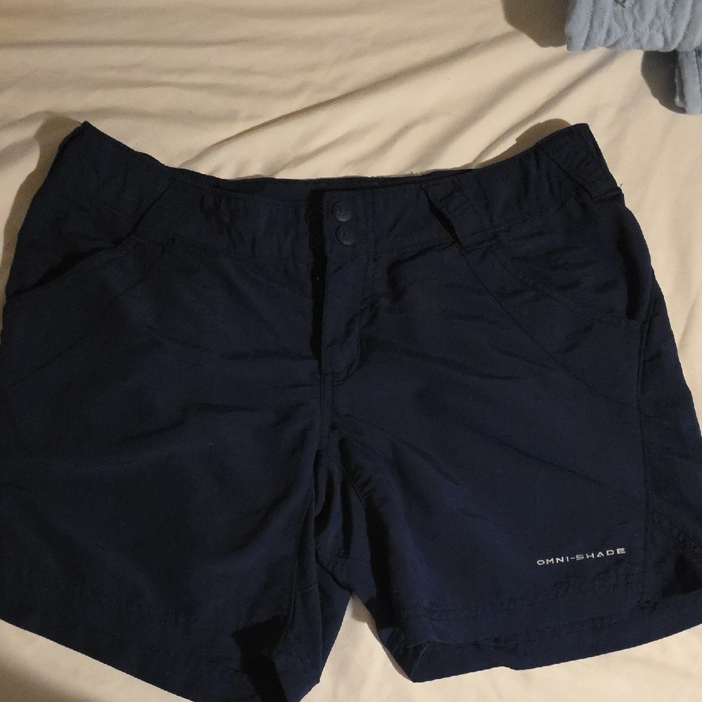 Columbia Women's Dark Blue Cargo Shorts
